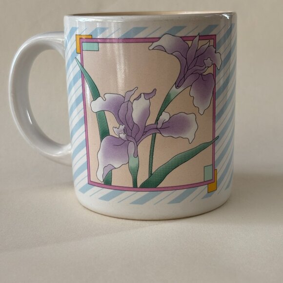 Vintage 80's Pastel Floral Mug - Picture 7 of 7
